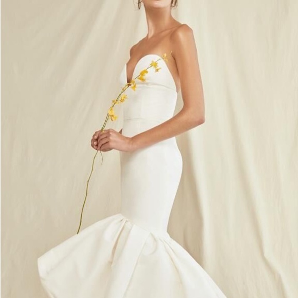 Just Some Wedding Ideas Inspiration Etc, Cause I Hoard Too Much Digitally - Picture 4 of 10
